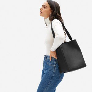 *BRAND NEW* EVERLANE ITALIAN LEATHER STUDIO BAG